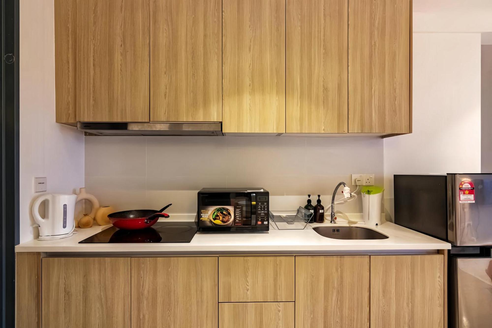 Tropicana 218 Macalister Penang Apartment Джордж Таун Екстериор снимка