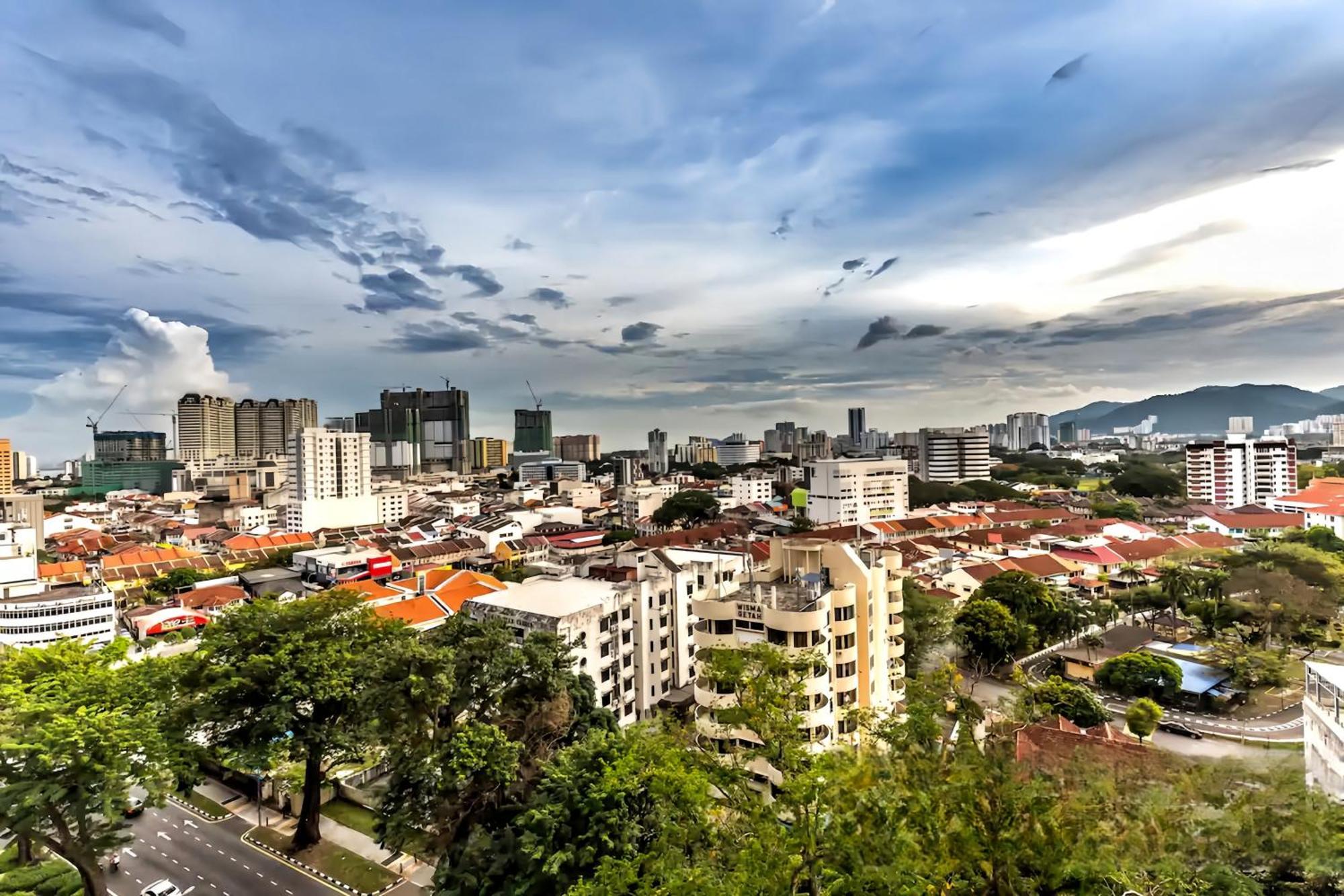 Tropicana 218 Macalister Penang Apartment Джордж Таун Екстериор снимка