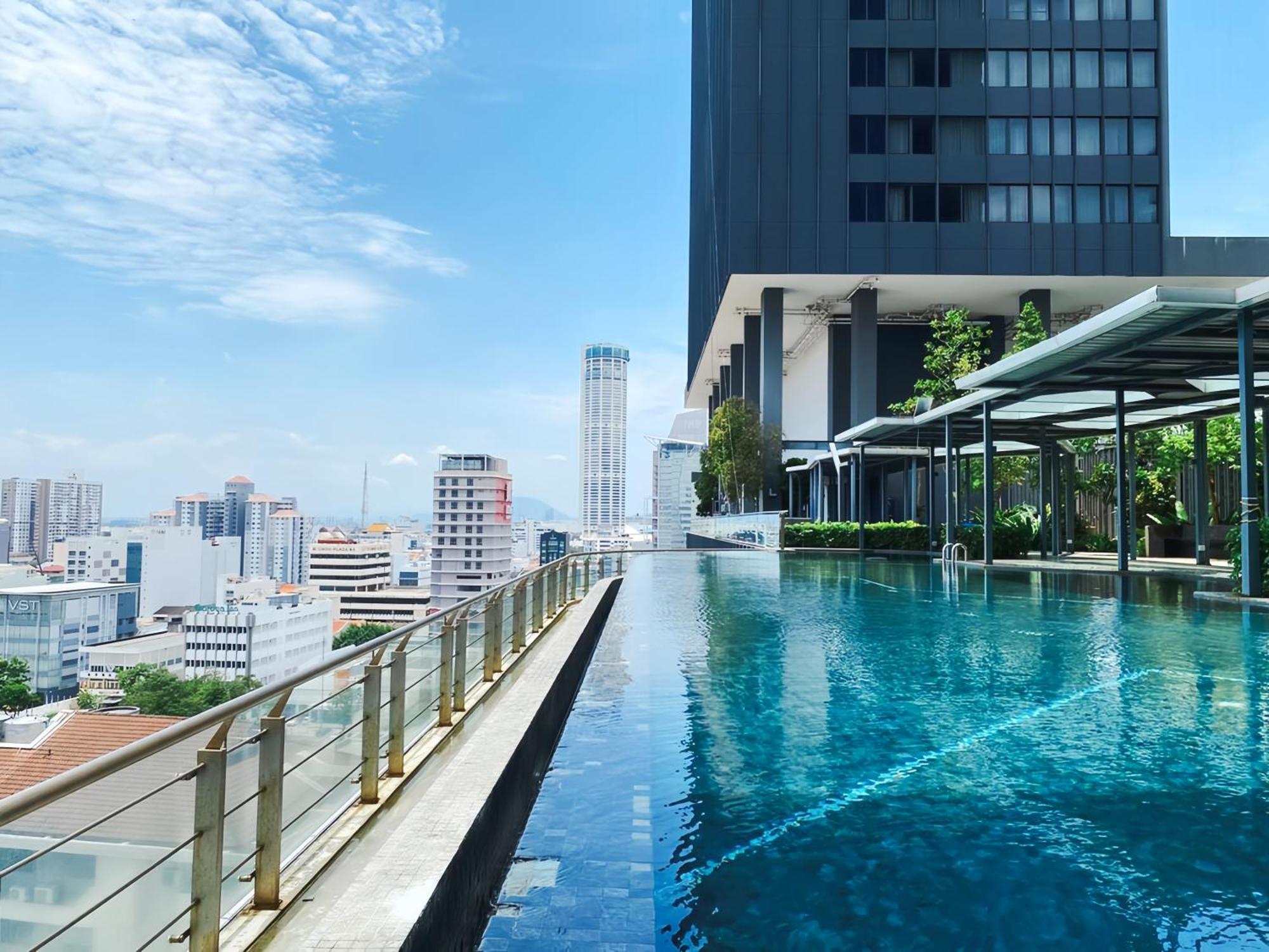 Tropicana 218 Macalister Penang Apartment Джордж Таун Екстериор снимка