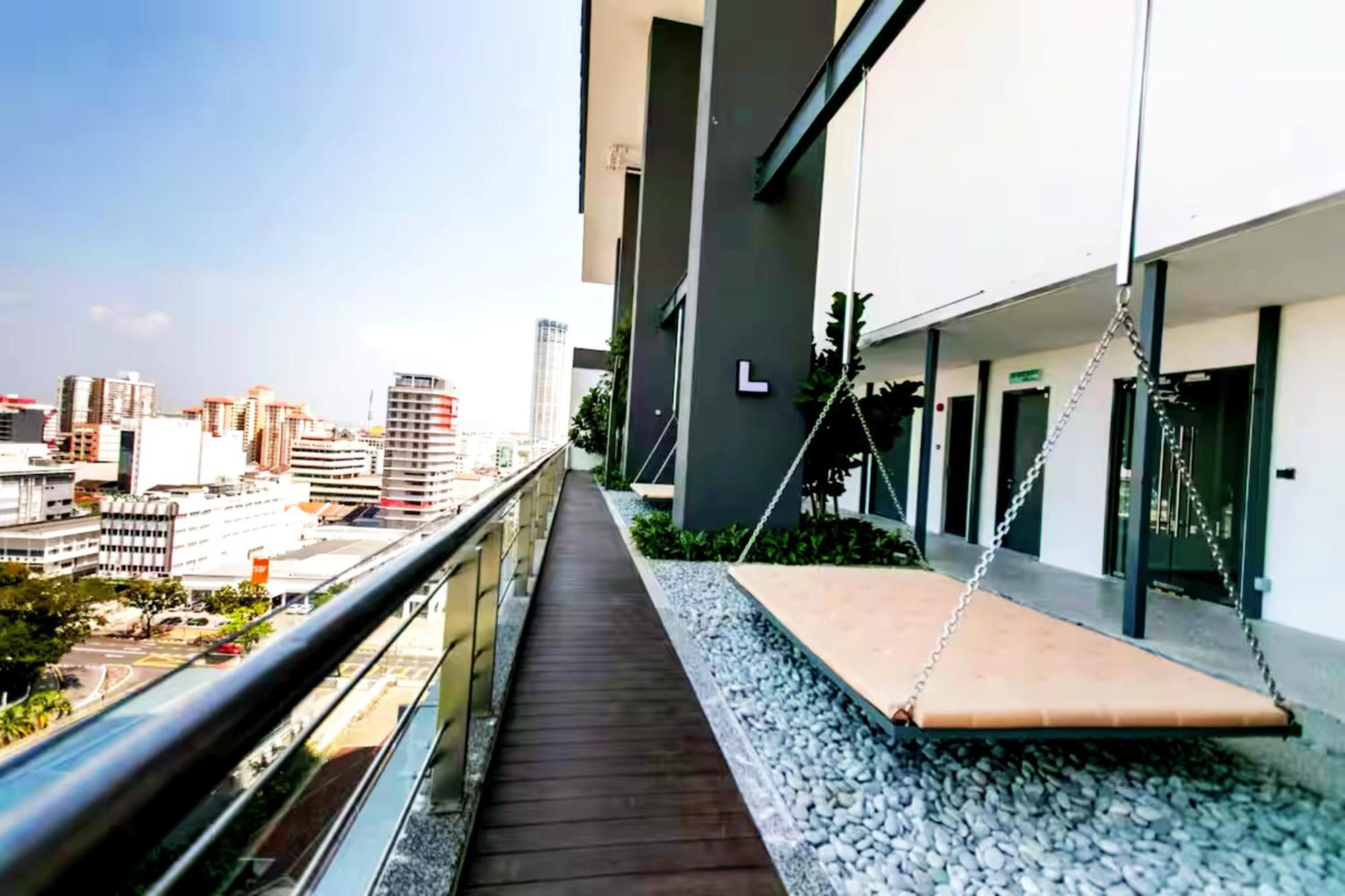 Tropicana 218 Macalister Penang Apartment Джордж Таун Екстериор снимка