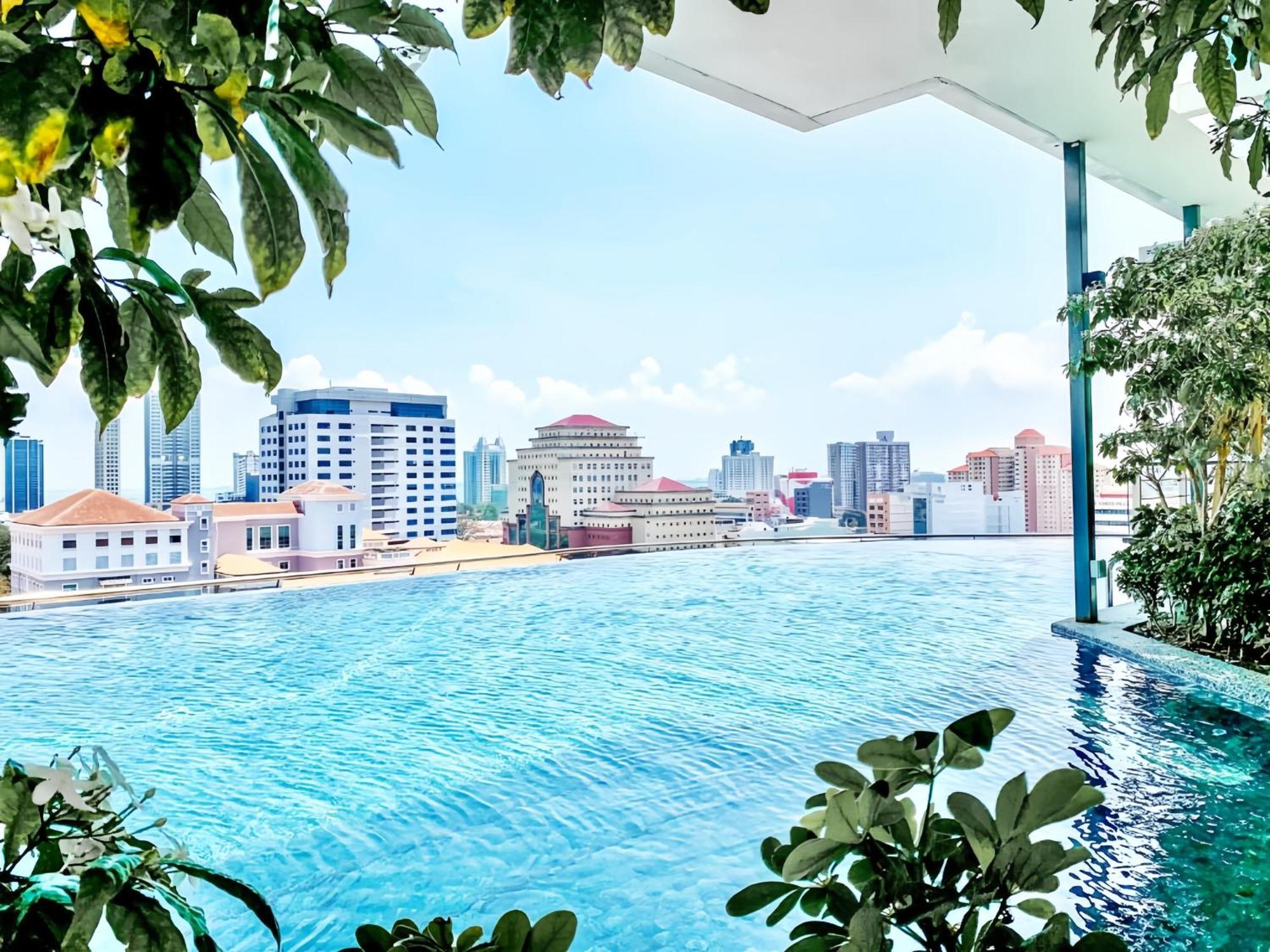 Tropicana 218 Macalister Penang Apartment Джордж Таун Екстериор снимка